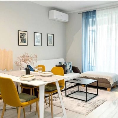 Vermietung einer komfortablen 2-Zimmer-Wohnung, 65 m², Stadtteil Hl. Hl. Konstantin und Helena, Varna, Bulgarien